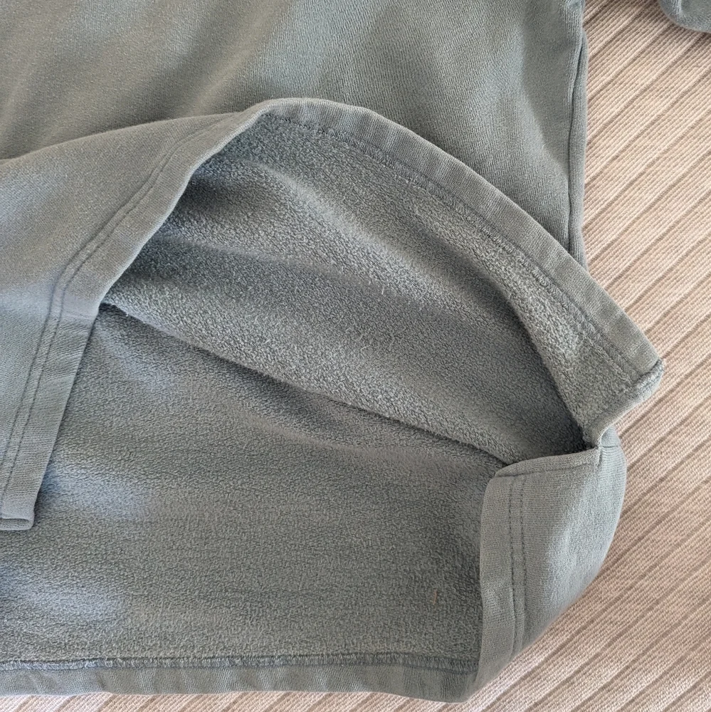 Vintage 1990s Levis Varsity Style Logo Sweatshirt Light Blue & Burgundy oversize - Picture 7 of 12